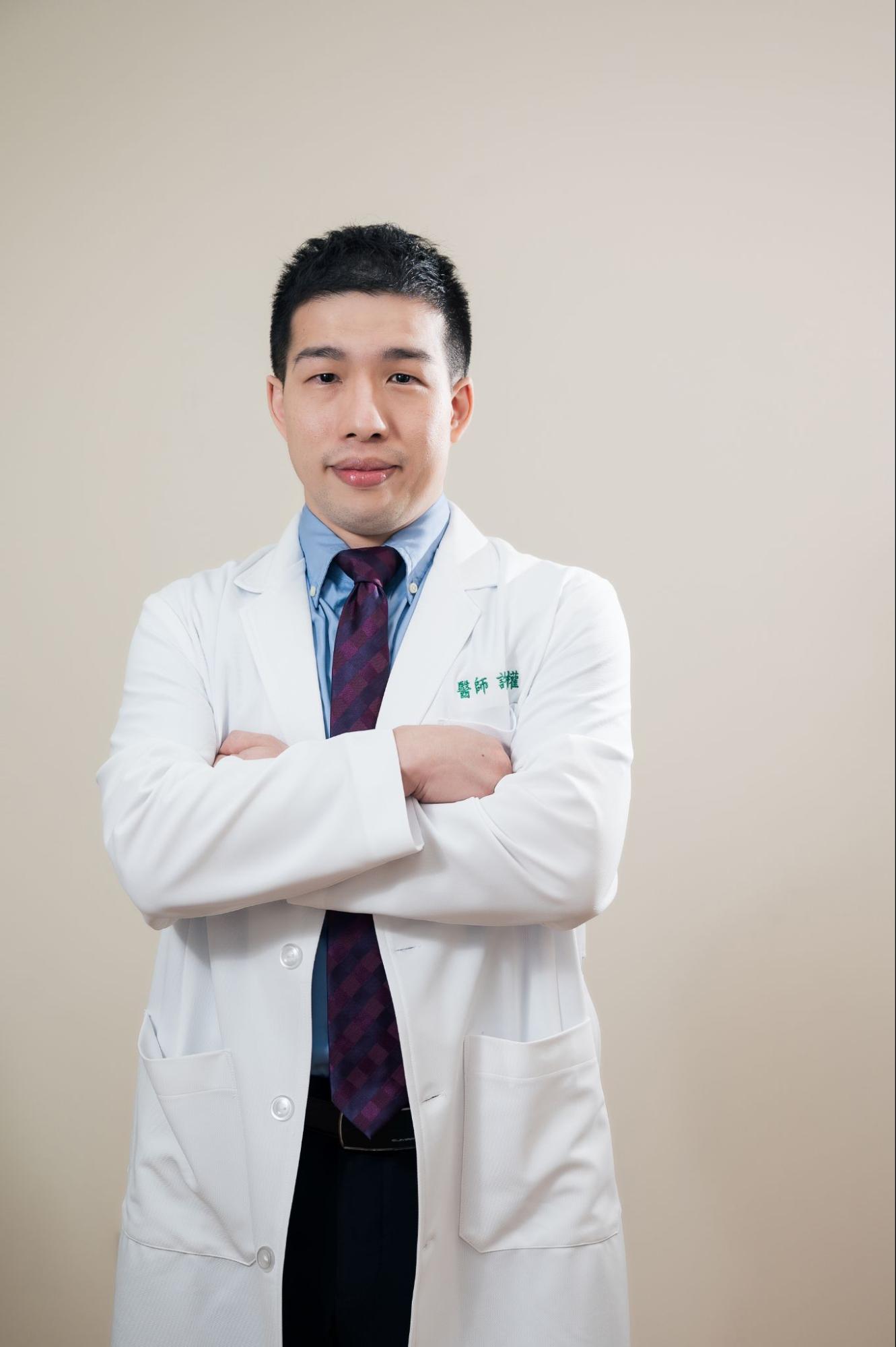 高雄市立聯合醫院婦產科主治醫師許力權醫師